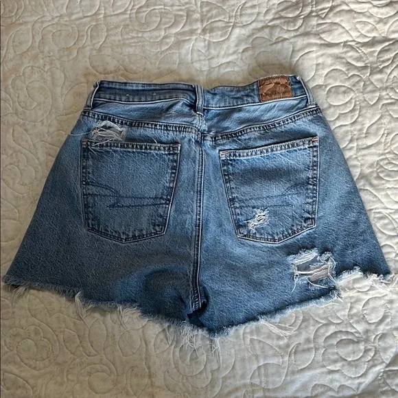 American Eagle Outfitters Blue Denim Women's Shorts - Picture 2 of 4